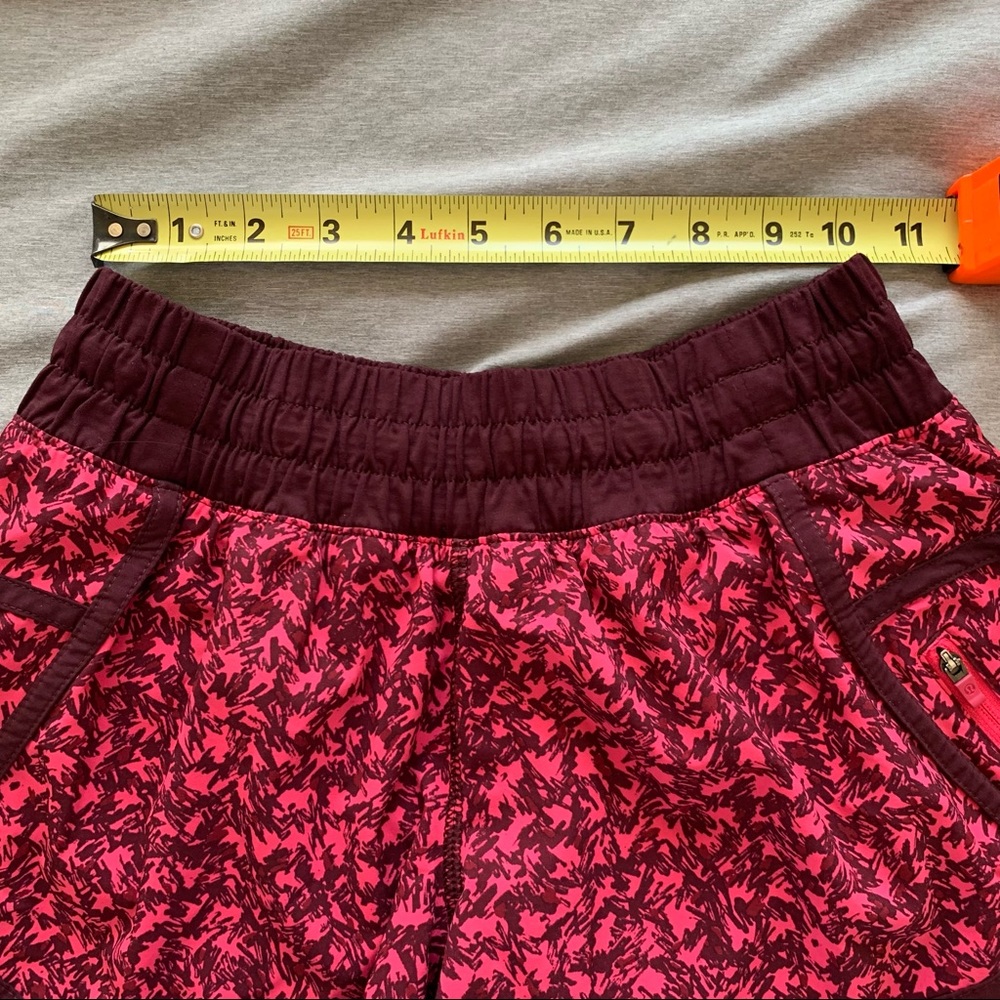Lululemon Tracker Shorts - Picture 10 of 10